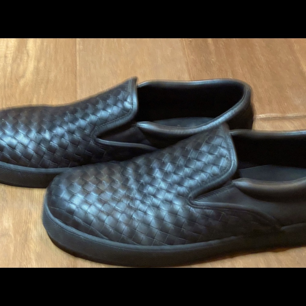 Bottega Veneta Men’s US11 slip on leather shoes